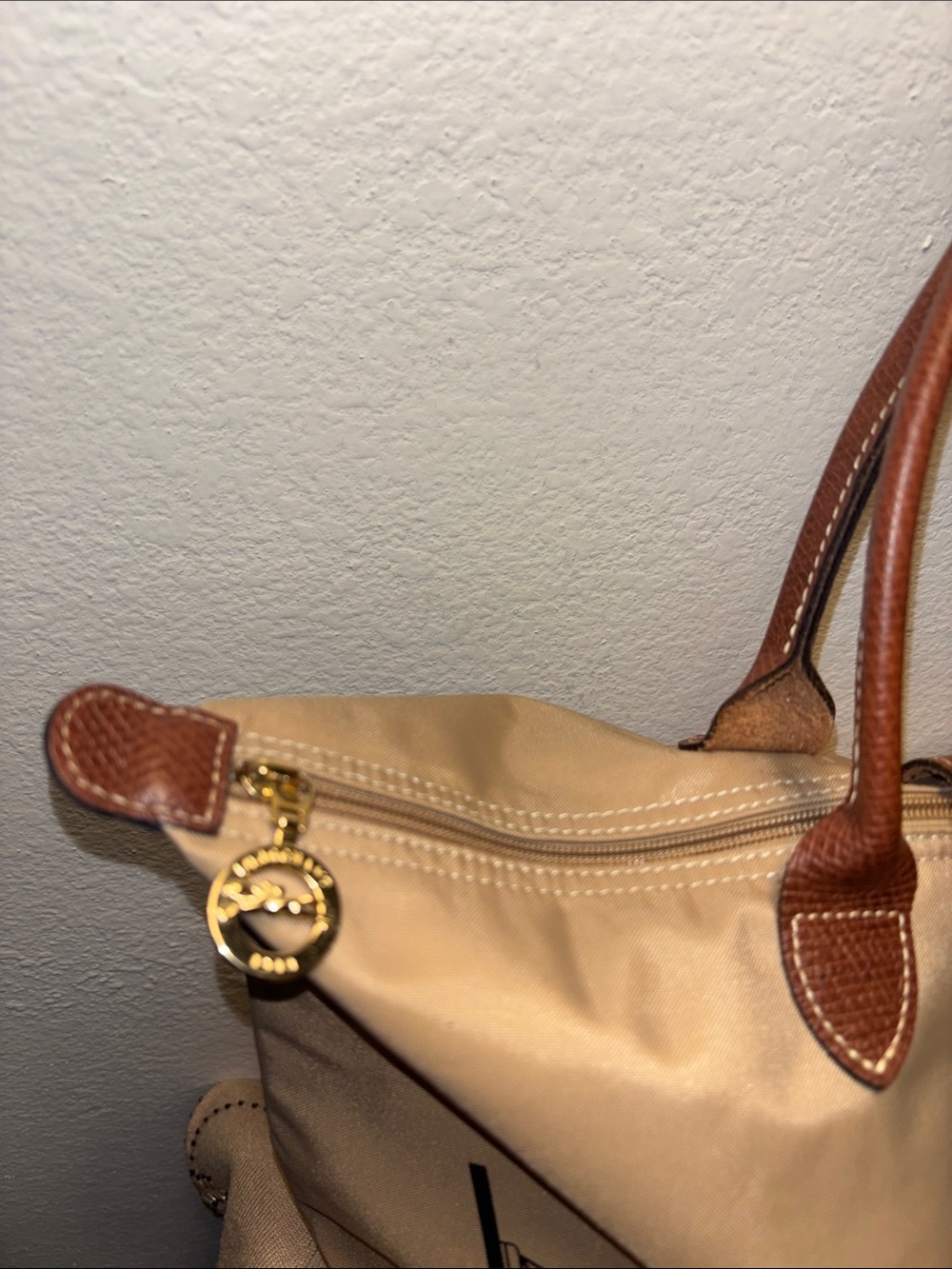 Limited zLongchamp Le Pliage Tour Eiffel beige nylon tote bag - Picture 2 of 10